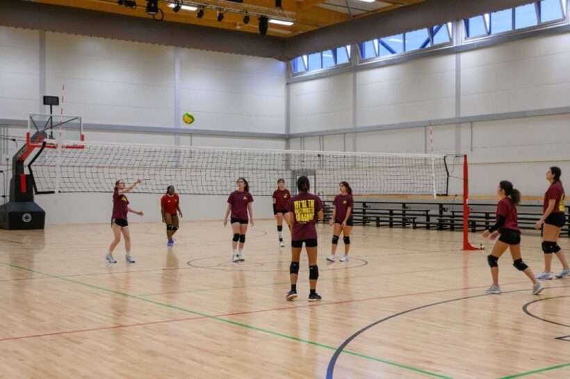 Volleyball in University of Westminster sports hall